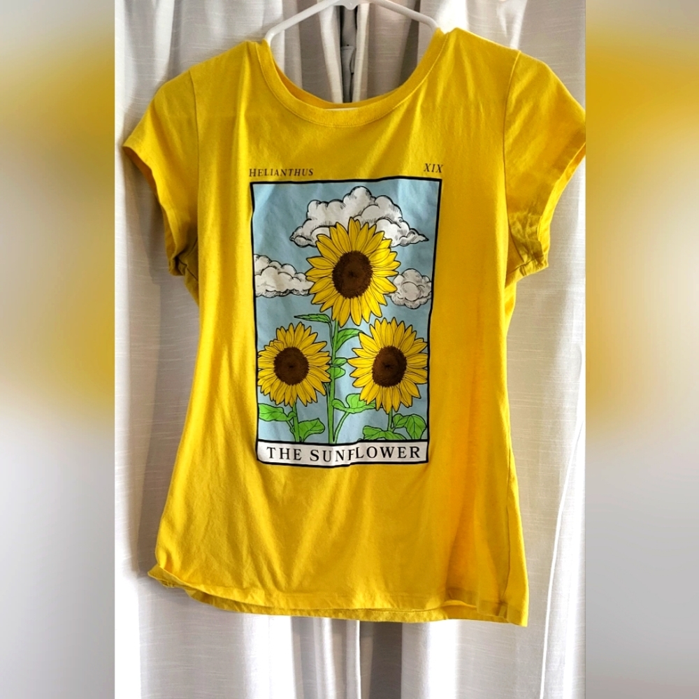 Sunflower t-shirt